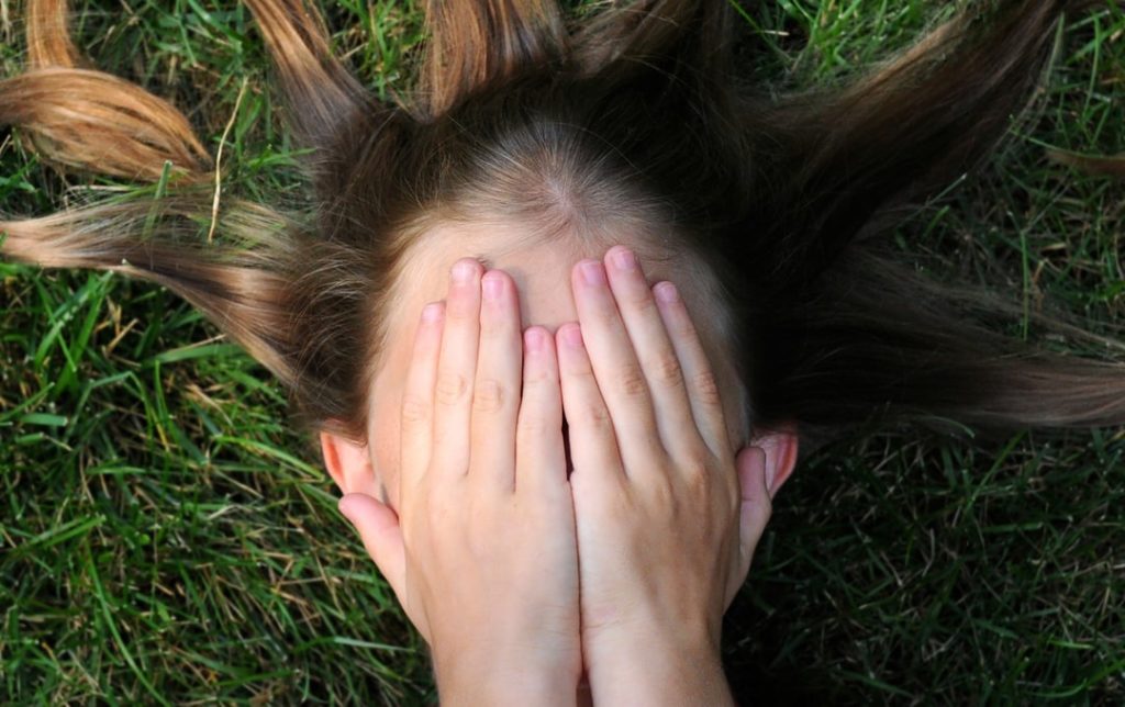 melhor corte de cabelo feminino longo formato de rosto